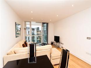 Times Square Serviced Apartments Лондон Екстер'єр фото